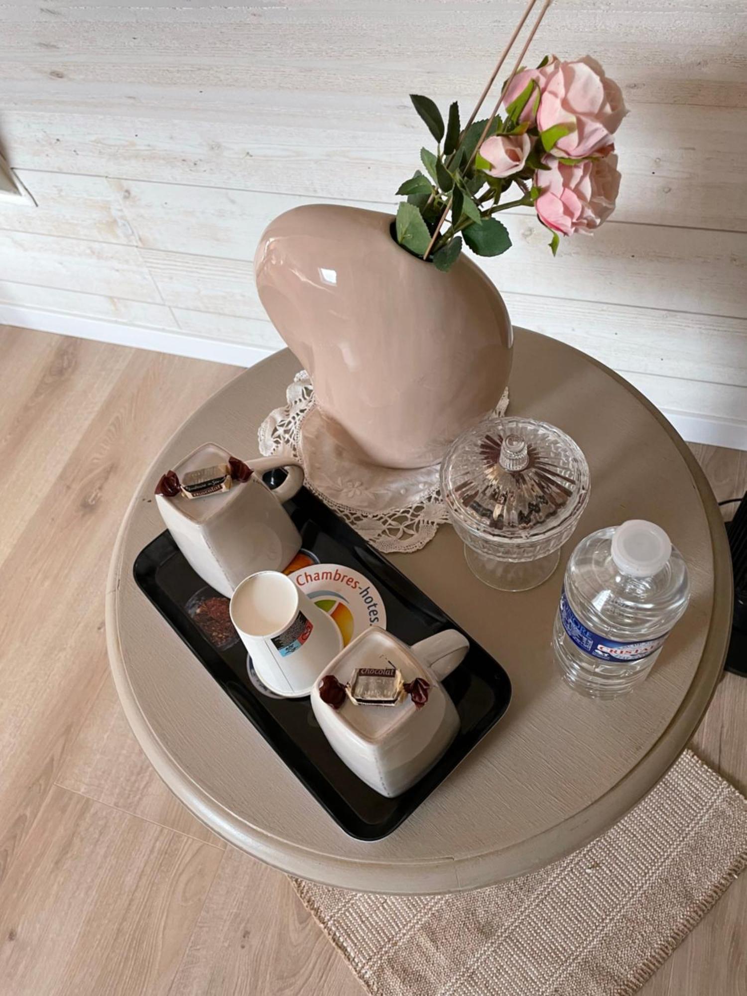 Le Doux Refuge Bed & Breakfast Esquay-sur-Seulles Екстериор снимка